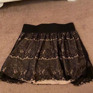 Short lace skirt